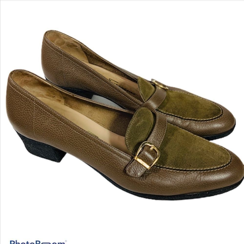 salvatore ferragamo gray suede top leather pump